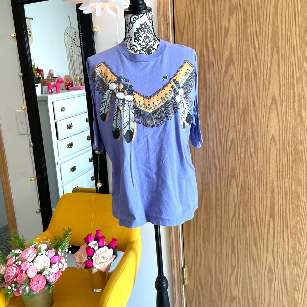 Vintage Lifestyles Resort Wear Women’s Native American Feathers Print T-Shirt L